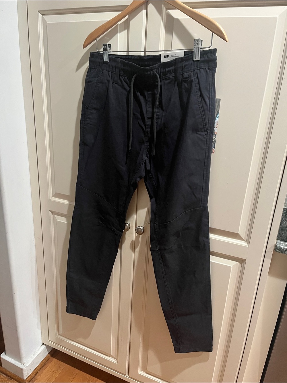 Men's Black Cargo Jogger Pants with Drawstring
